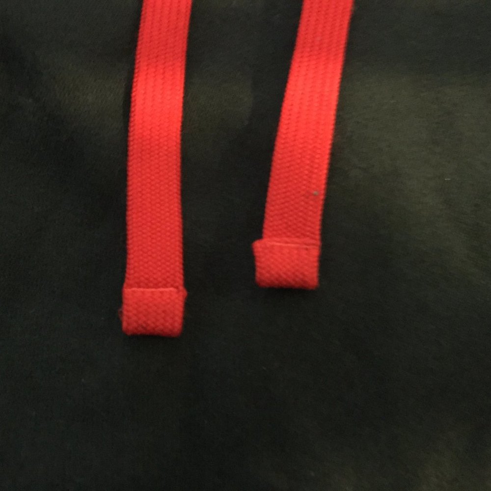 Under Armour Black Hoodie - Picture 6 of 12